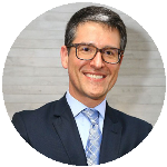 As compras governamentais e a questão das marcas na Lei 15.340/2006 do Estado do Paraná As compras governamentais e a questão das marcas na Lei 15.340/2006 do Estado do Paraná